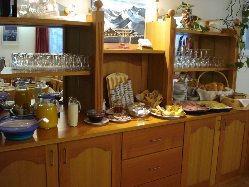 Hotel Alpenfriede Curon Venosta Luaran gambar
