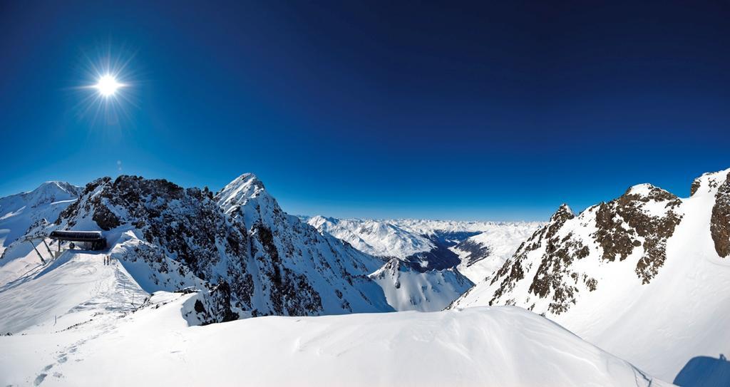 Hotel Alpenfriede Curon Venosta Luaran gambar