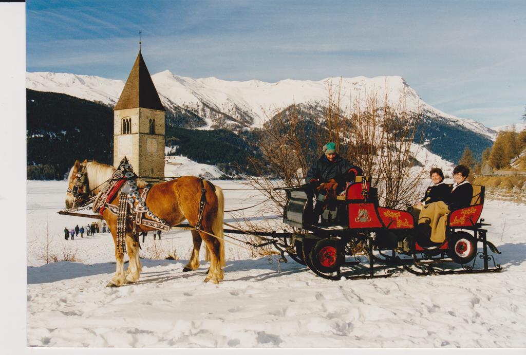 Hotel Alpenfriede Curon Venosta Luaran gambar