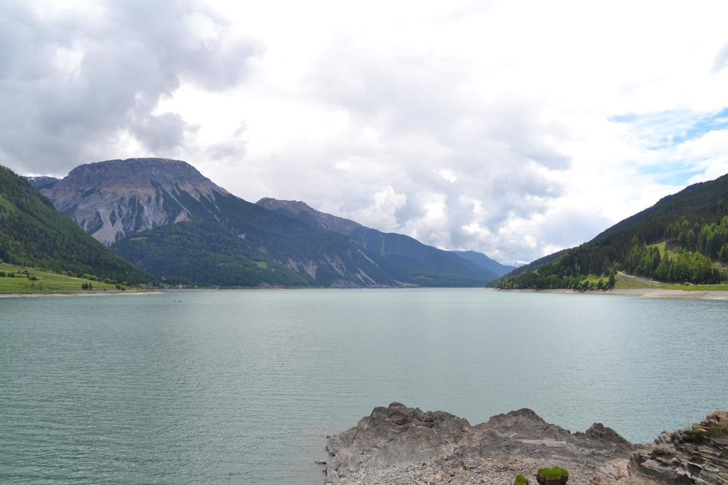 Hotel Alpenfriede Curon Venosta Luaran gambar