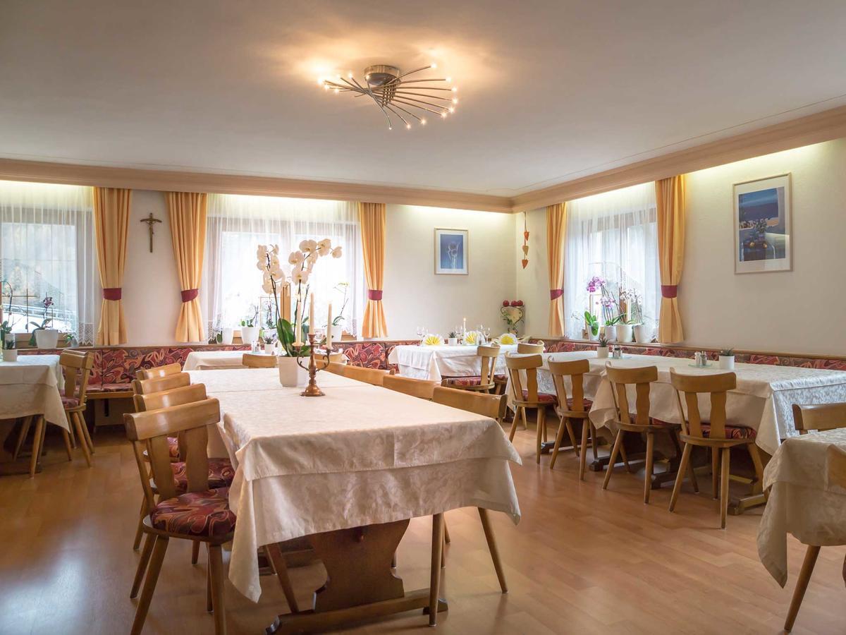 Hotel Alpenfriede Curon Venosta Luaran gambar